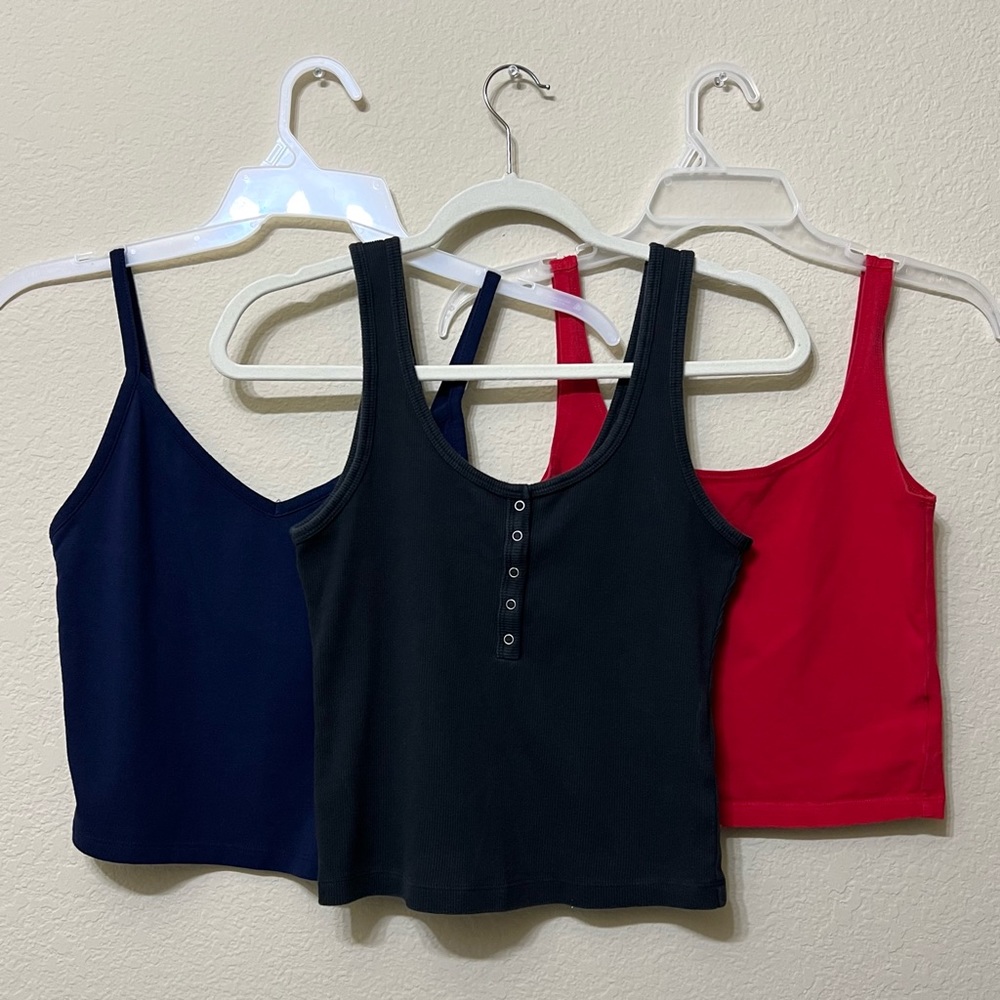 Forever21 Abercrombie & Fitch Crop Tank Top Bundle (Medium)